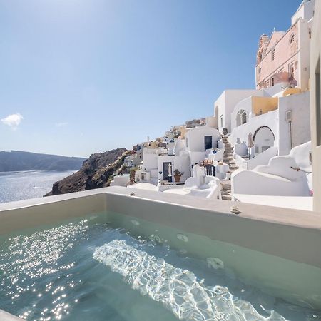 Santoroia Luxury Suites By Caldera Houses ภายนอก รูปภาพ