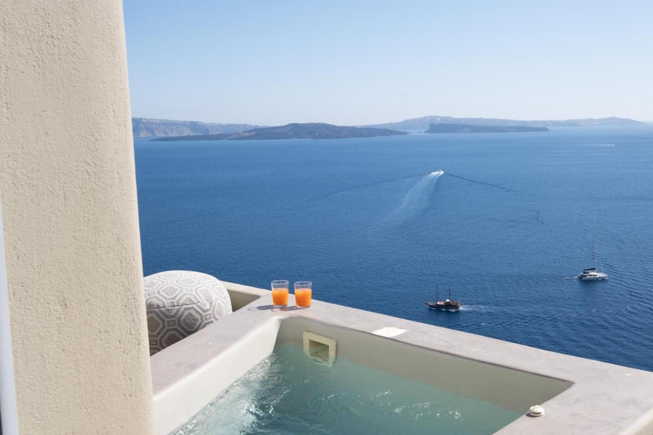 Santoroia Luxury Suites By Caldera Houses ภายนอก รูปภาพ