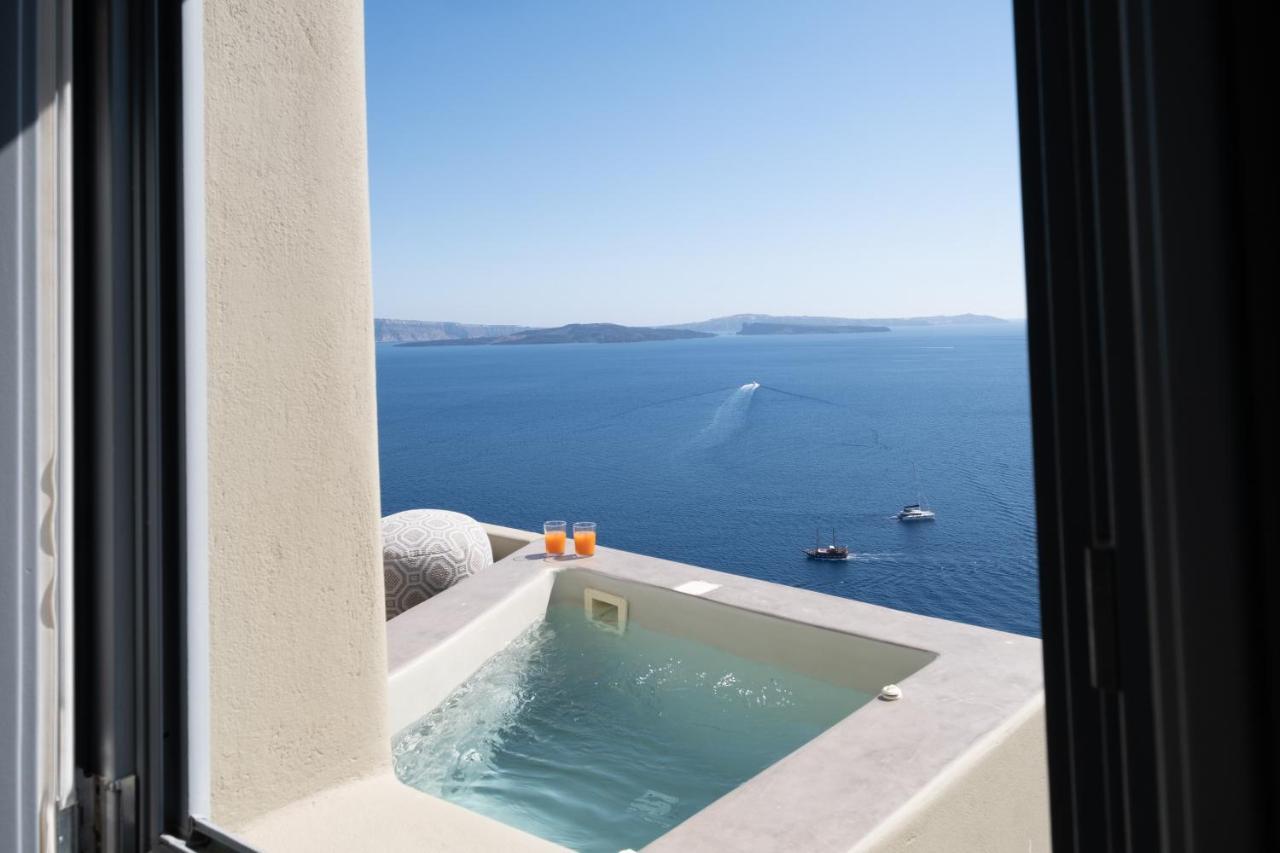Santoroia Luxury Suites By Caldera Houses ภายนอก รูปภาพ