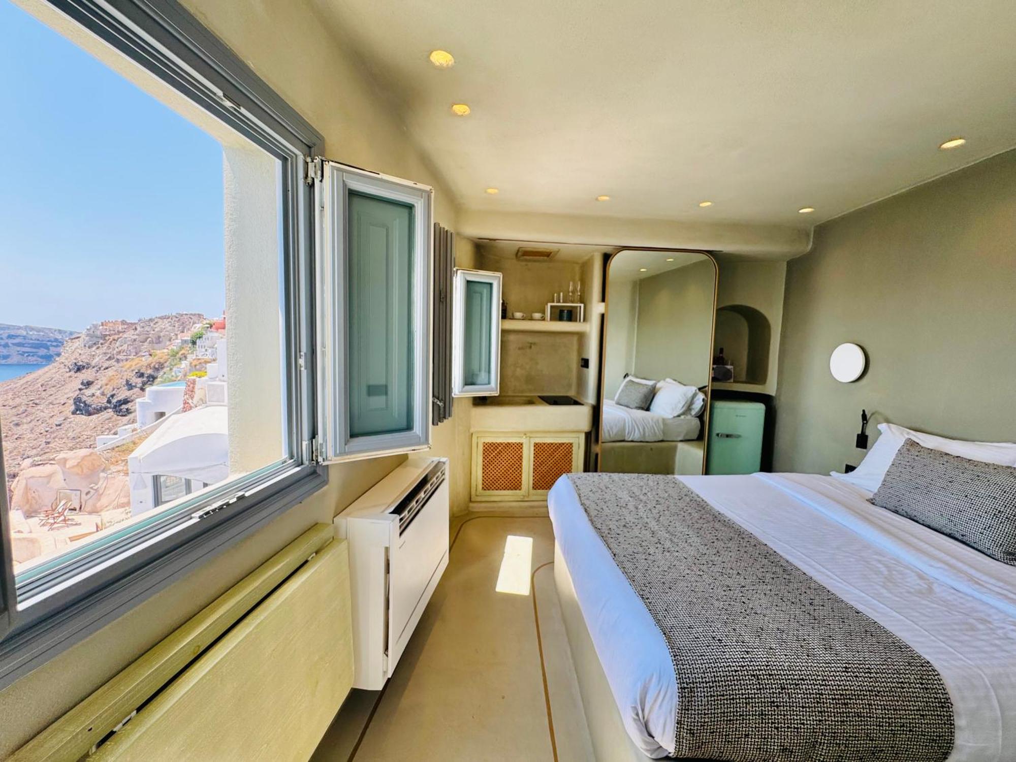 Santoroia Luxury Suites By Caldera Houses ภายนอก รูปภาพ