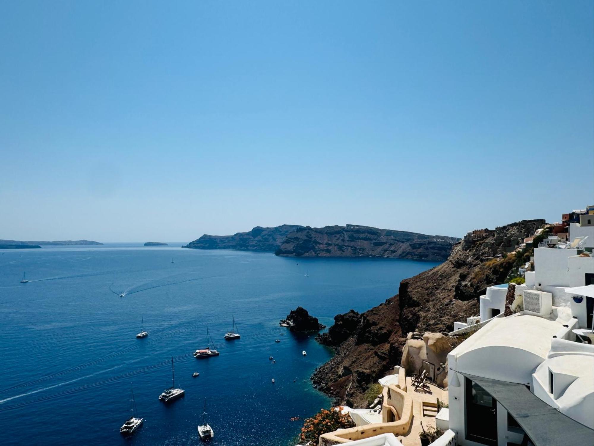 Santoroia Luxury Suites By Caldera Houses ภายนอก รูปภาพ